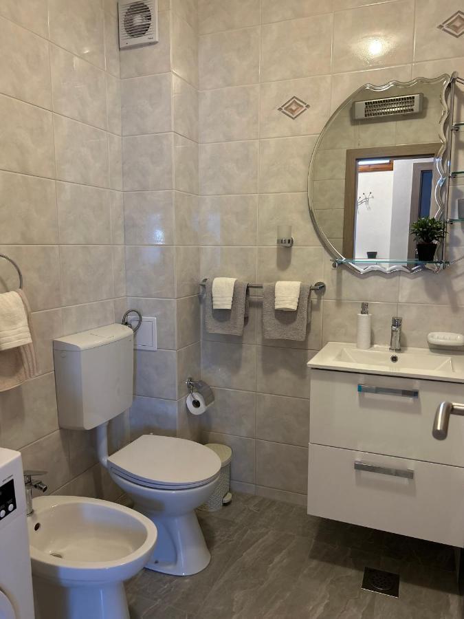 Apartment One Спліт Екстер'єр фото