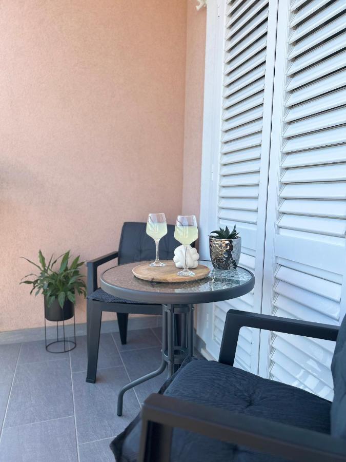 Apartment One Спліт Екстер'єр фото